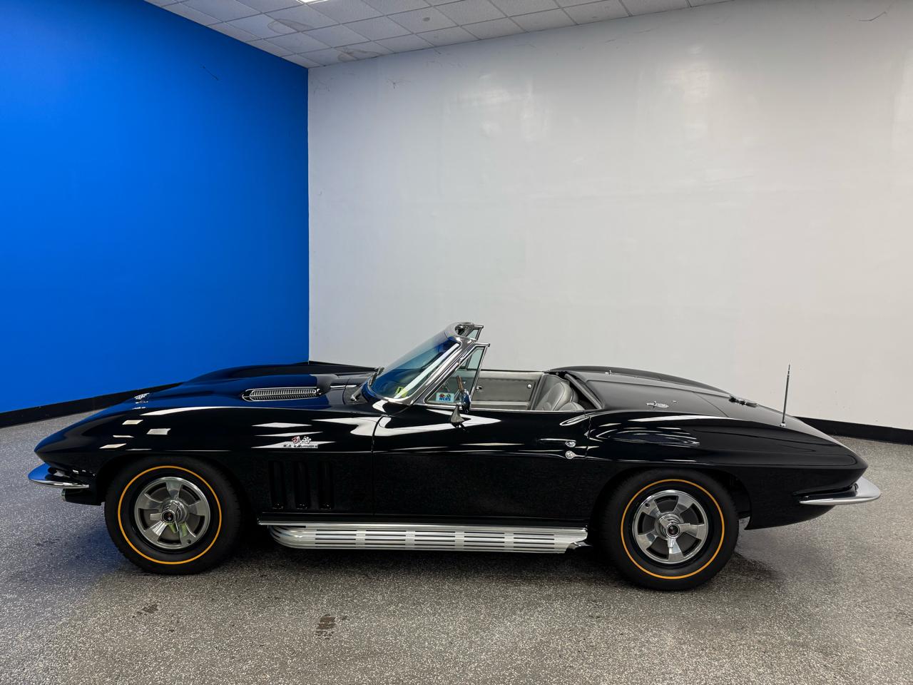 Chevrolet Corvette  1966