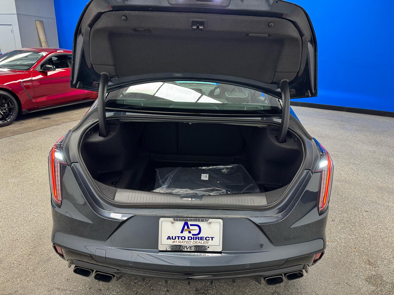 Cadillac CT4-V 4dr Sdn Blackwing 2025