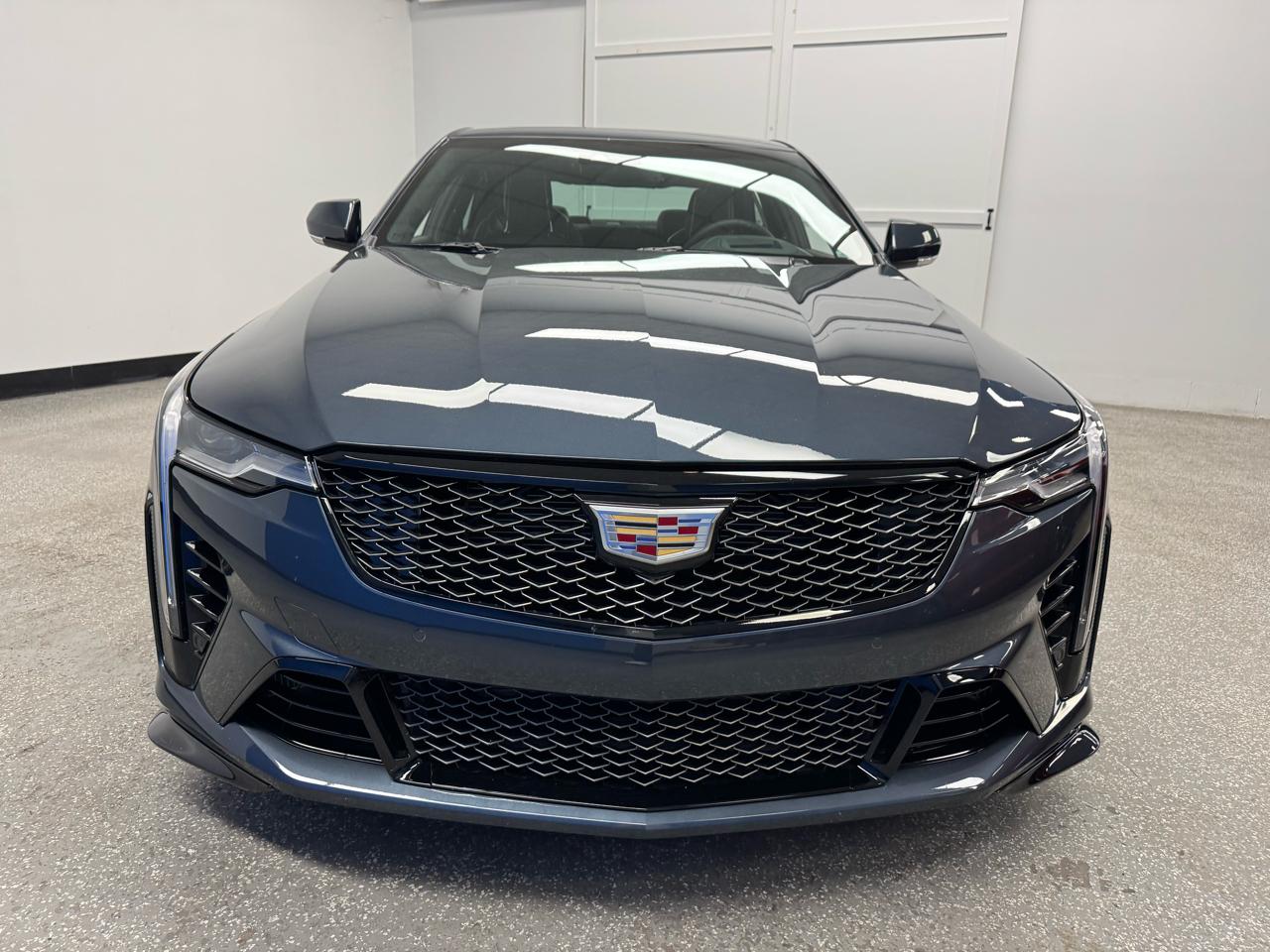 Cadillac CT4-V 4dr Sdn Blackwing 2025