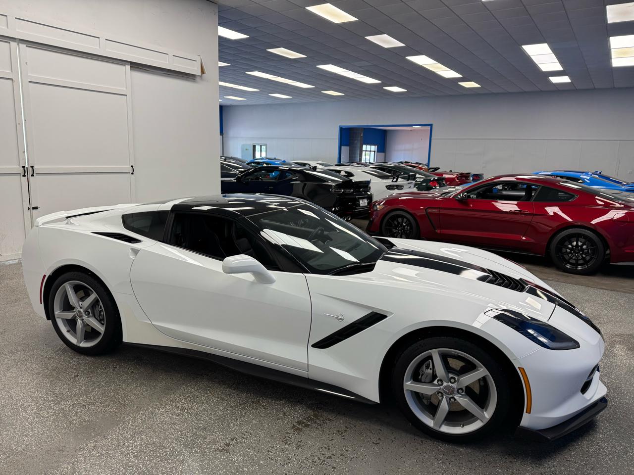 Chevrolet Corvette 2dr Stingray Cpe w/2LT 2015