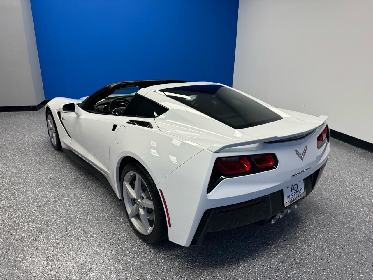 Chevrolet Corvette 2dr Stingray Cpe w/2LT 2015