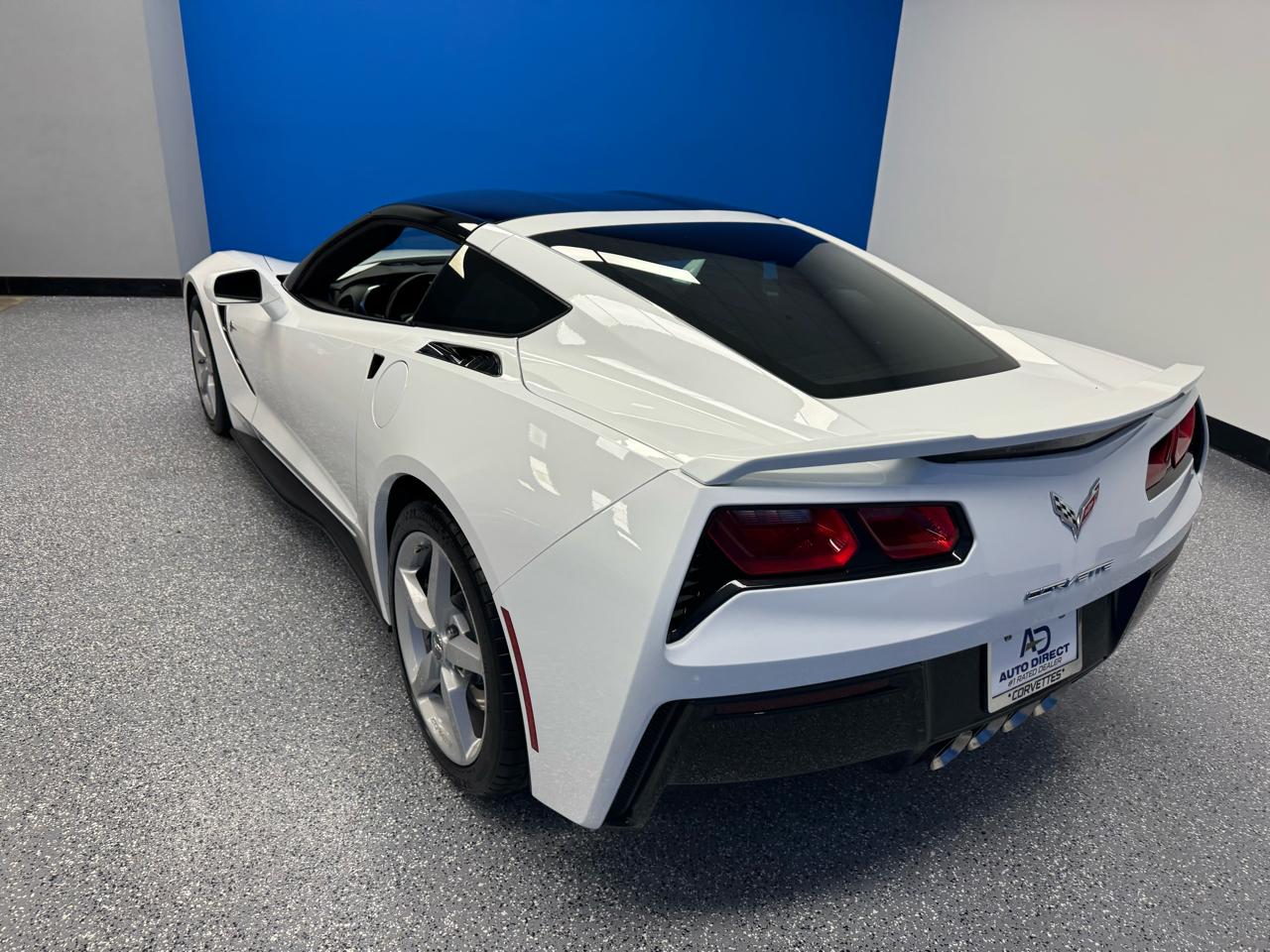 Chevrolet Corvette 2dr Stingray Cpe w/2LT 2015