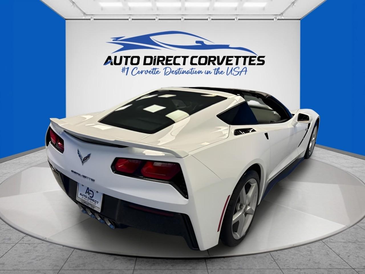Chevrolet Corvette 2dr Stingray Cpe w/2LT 2015