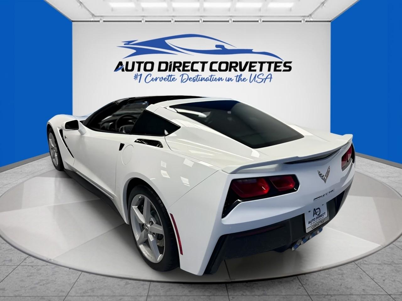 Chevrolet Corvette 2dr Stingray Cpe w/2LT 2015
