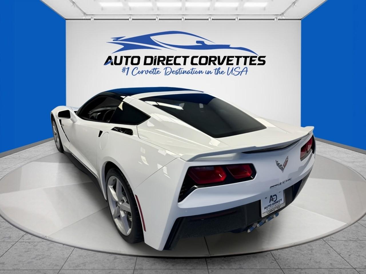 Chevrolet Corvette 2dr Stingray Cpe w/2LT 2015