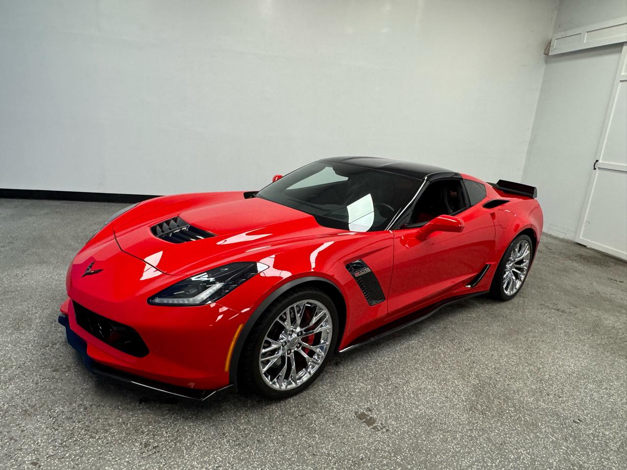 Chevrolet Corvette 2dr Z06 Cpe w/2LZ 2016