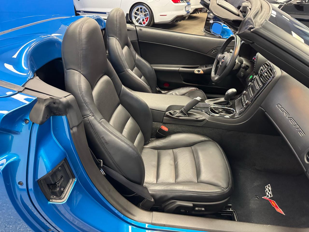 Chevrolet Corvette 2dr Conv w/3LT 2009