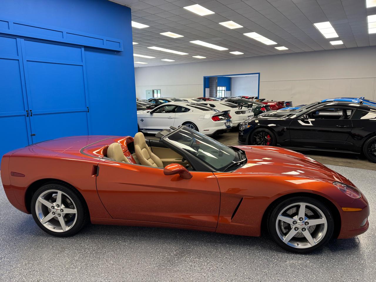 Chevrolet Corvette 2dr Convertible 2005
