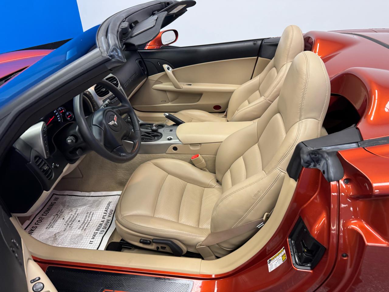 Chevrolet Corvette 2dr Convertible 2005