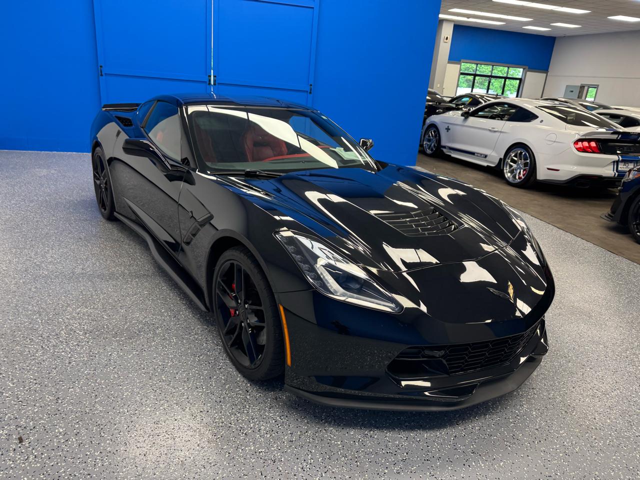 Chevrolet Corvette 2dr Stingray Z51 Cpe w/2LT 2019