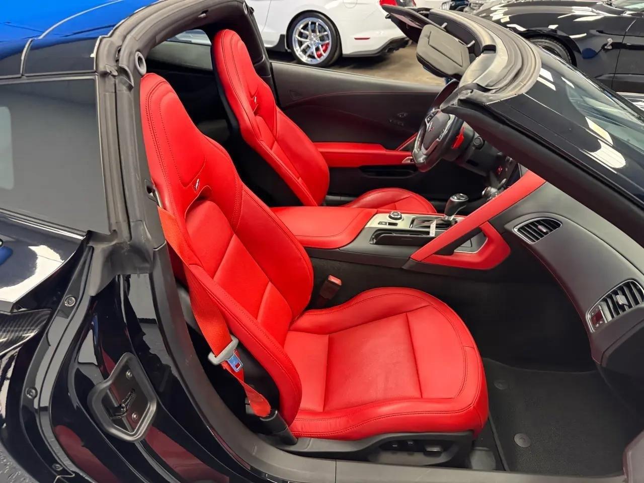 Chevrolet Corvette 2dr Stingray Z51 Cpe w/2LT 2019