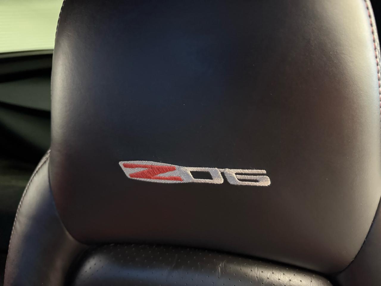 Chevrolet Corvette 2dr Cpe Z06 w/2LZ 2009