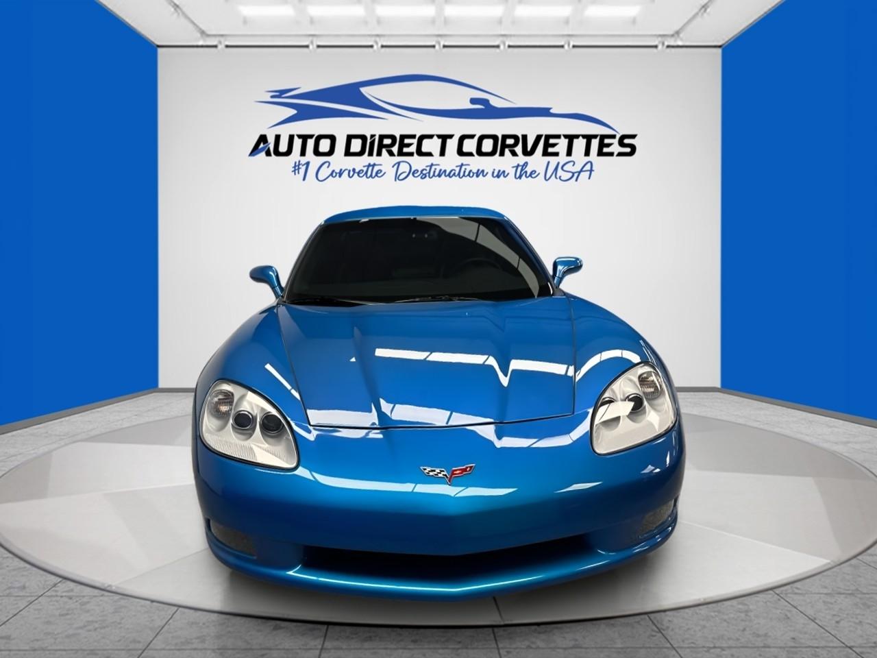 Chevrolet Corvette 2dr Cpe w/1LT 2011