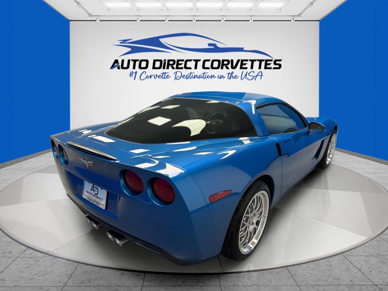 Chevrolet Corvette 2dr Cpe w/1LT 2011