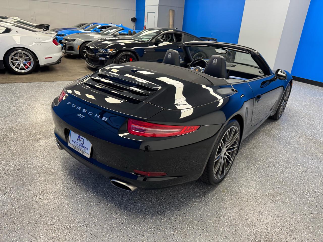 Porsche 911 2dr Cabriolet Carrera Black Edition 2016