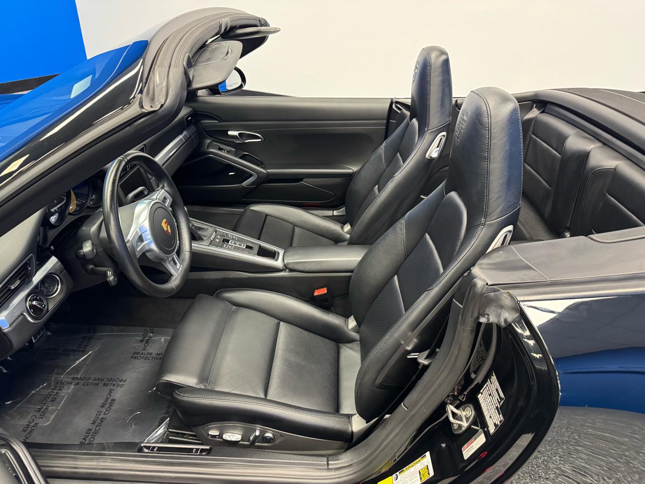 Porsche 911 2dr Cabriolet Carrera Black Edition 2016