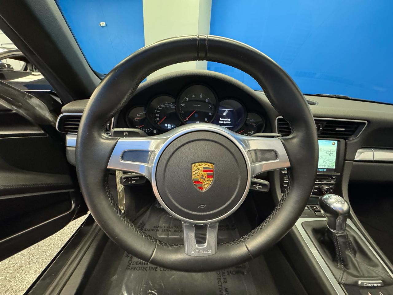 Porsche 911 2dr Cabriolet Carrera Black Edition 2016