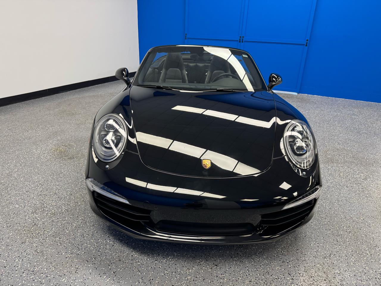 Porsche 911 2dr Cabriolet Carrera Black Edition 2016