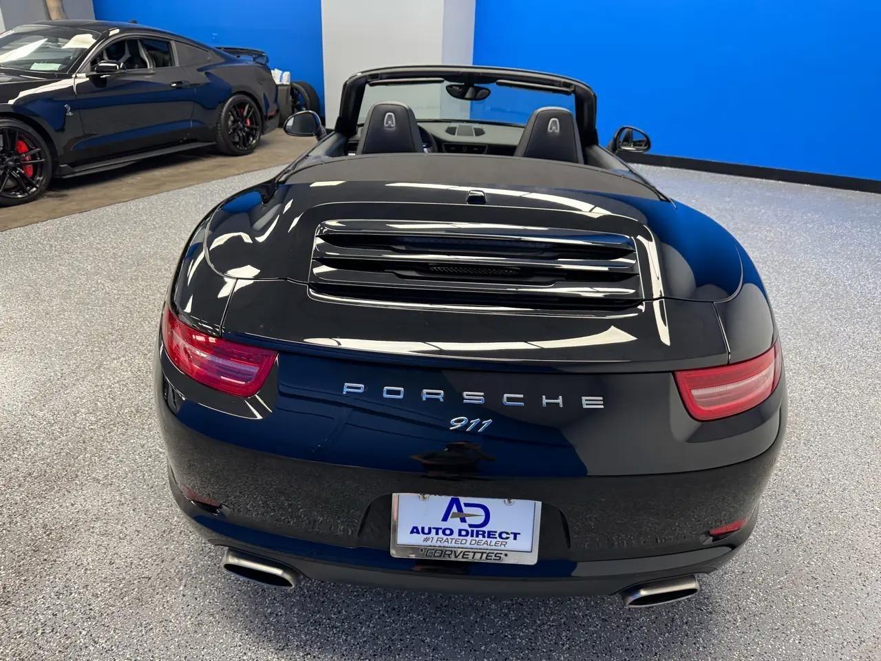 Porsche 911 2dr Cabriolet Carrera Black Edition 2016