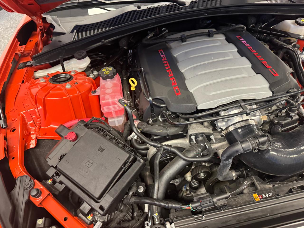 Chevrolet Camaro 2dr Cpe 1SS 2021