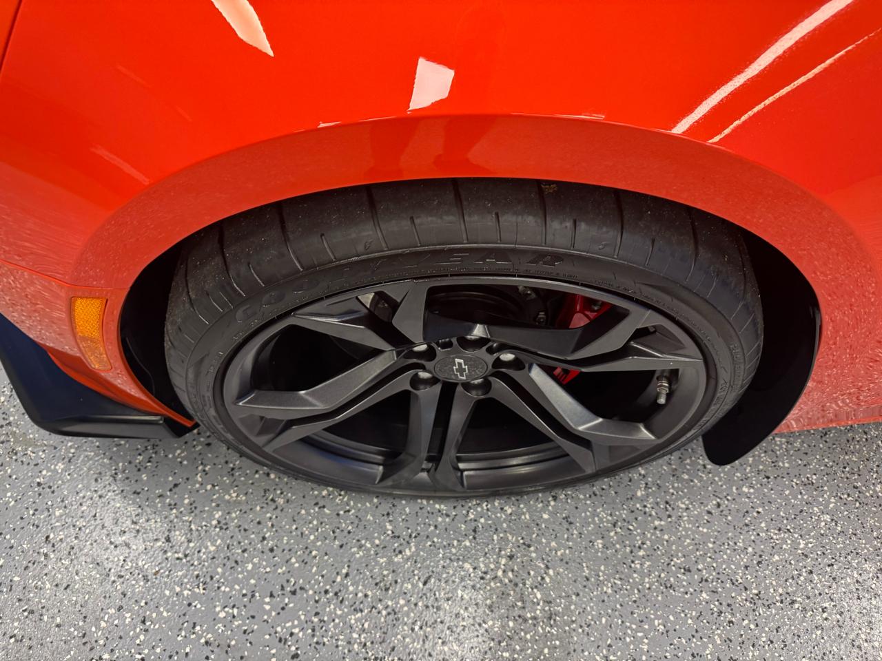 Chevrolet Camaro 2dr Cpe 1SS 2021