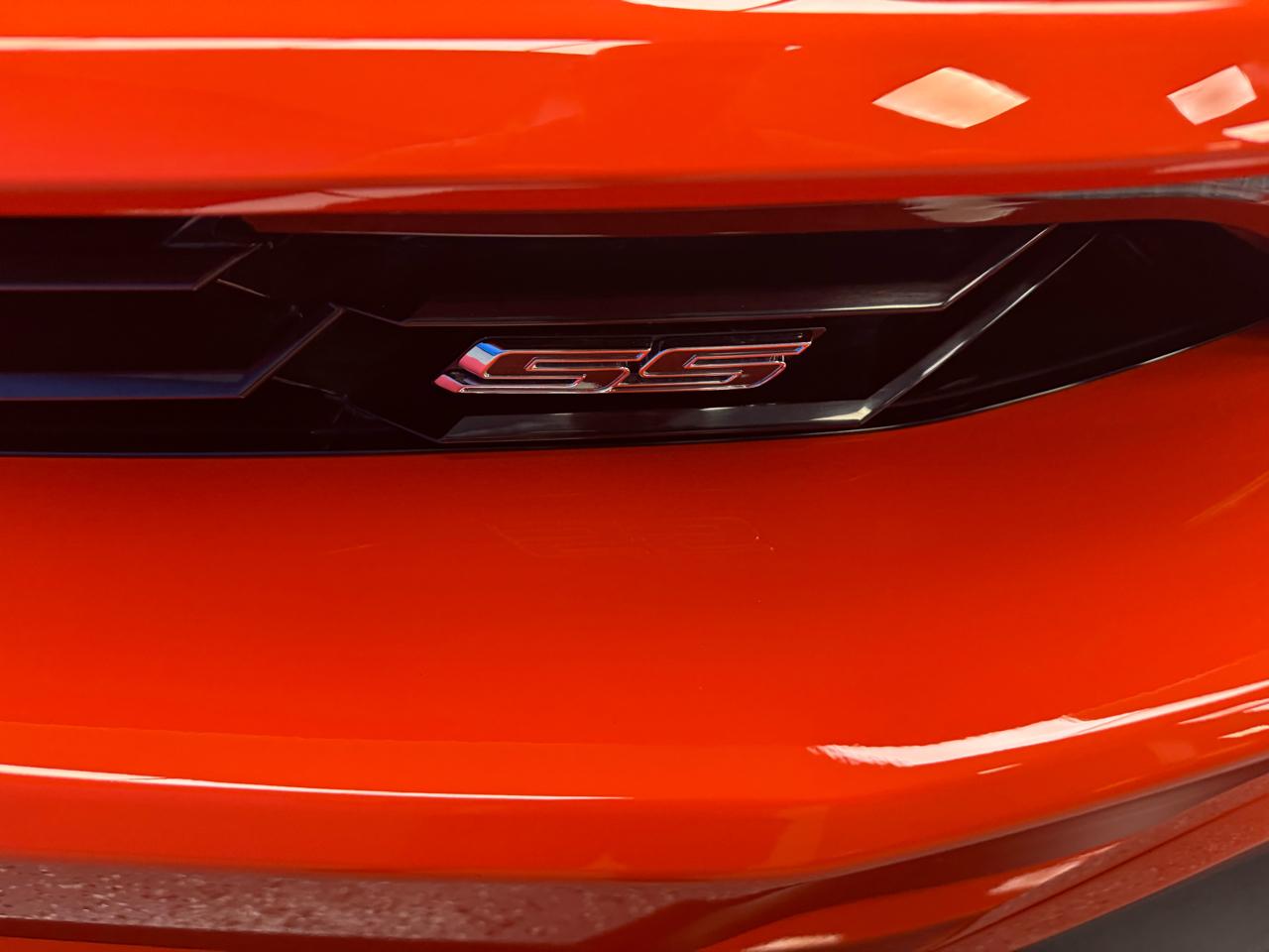 Chevrolet Camaro 2dr Cpe 1SS 2021