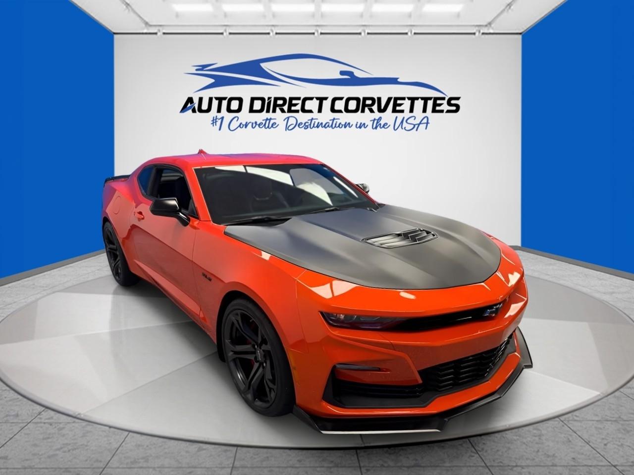 Chevrolet Camaro 2dr Cpe 1SS 2021