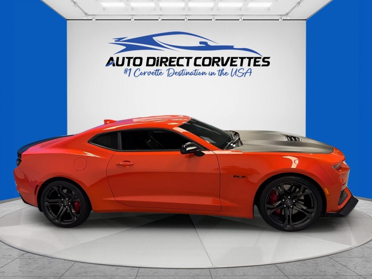 Chevrolet Camaro 2dr Cpe 1SS 2021