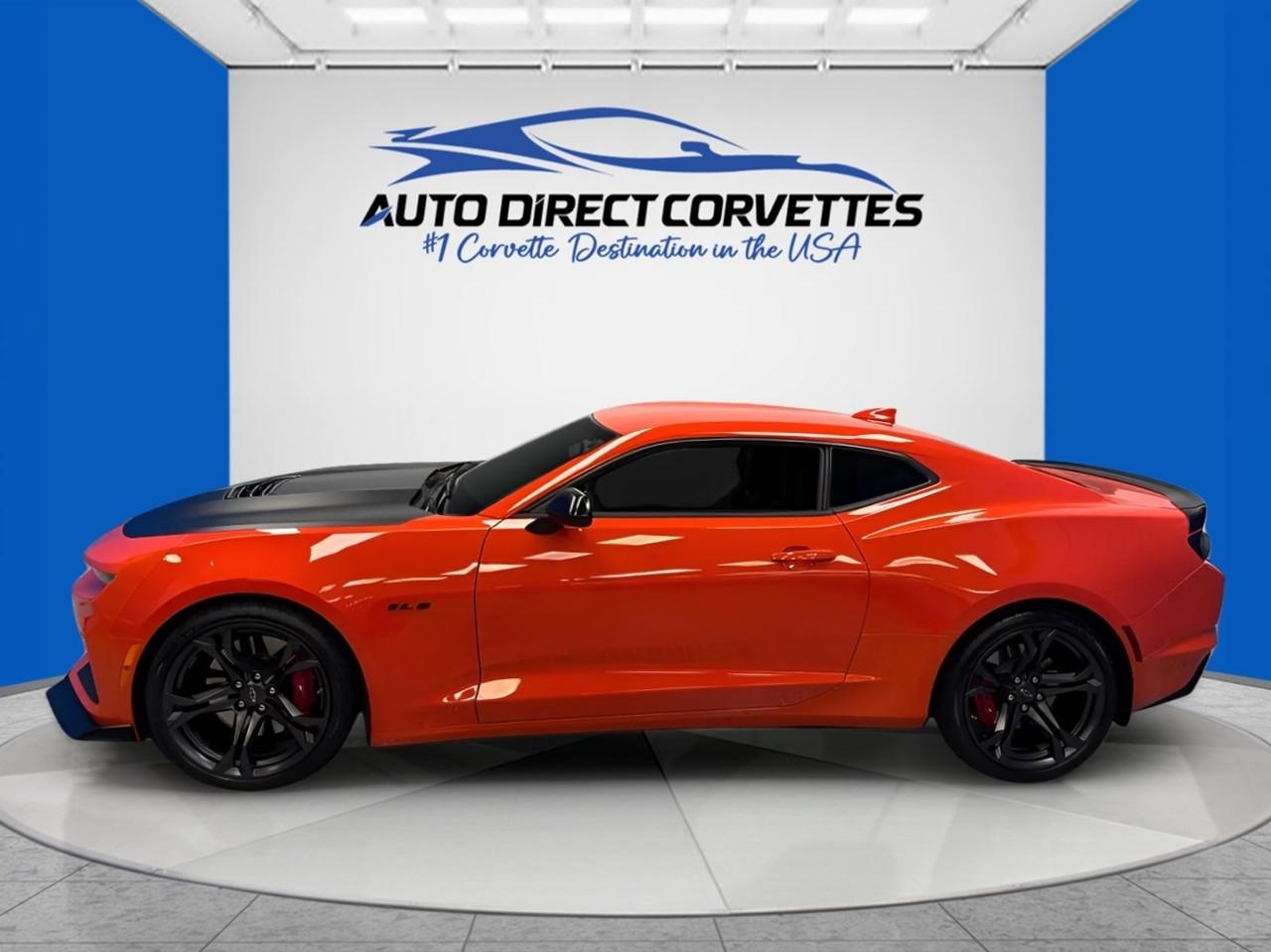 Chevrolet Camaro 2dr Cpe 1SS 2021