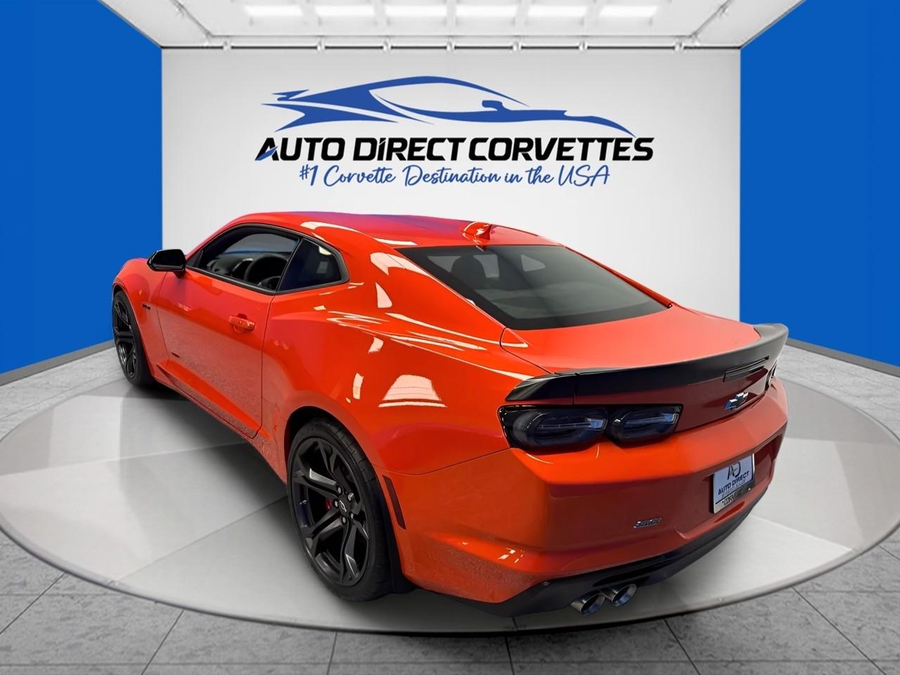 Chevrolet Camaro 2dr Cpe 1SS 2021