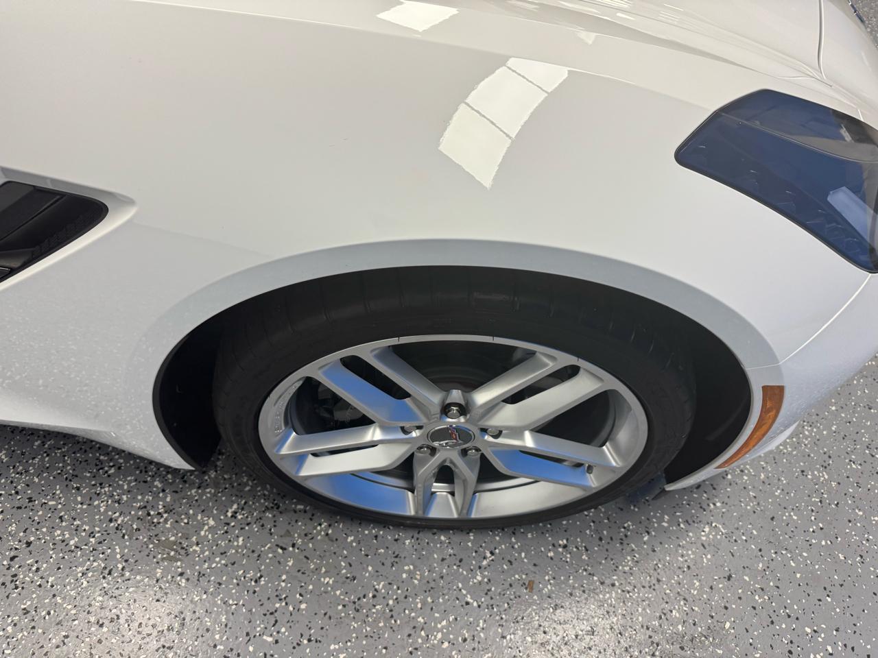 Chevrolet Corvette 2dr Stingray Z51 Cpe w/1LT 2015