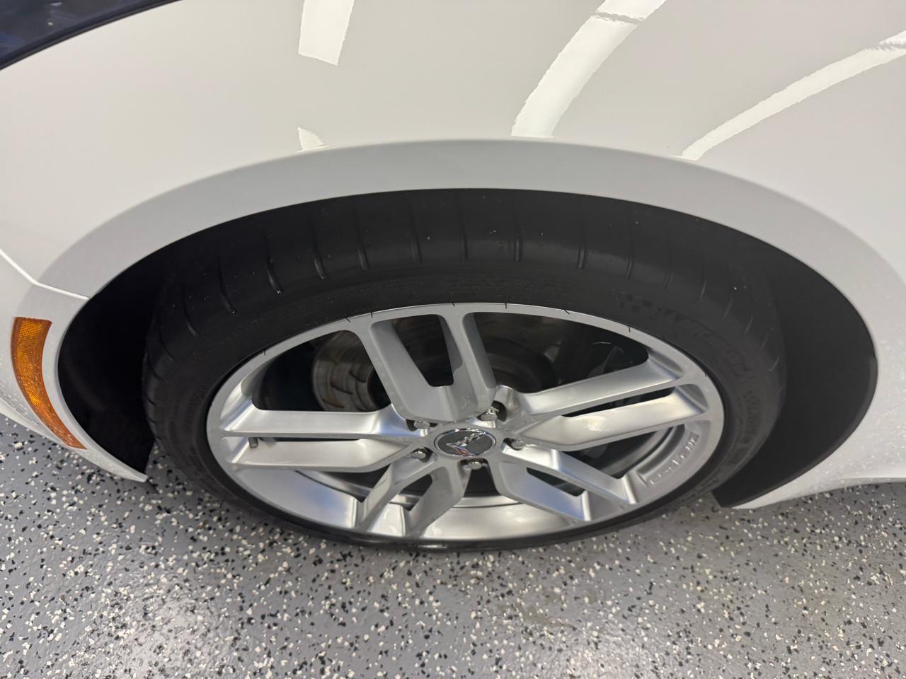 Chevrolet Corvette 2dr Stingray Z51 Cpe w/1LT 2015