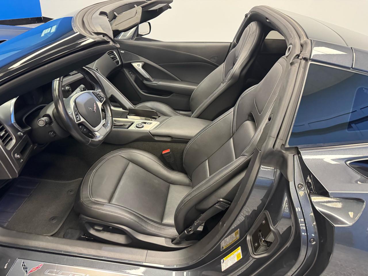 Chevrolet Corvette 2dr Stingray Cpe w/1LT 2018