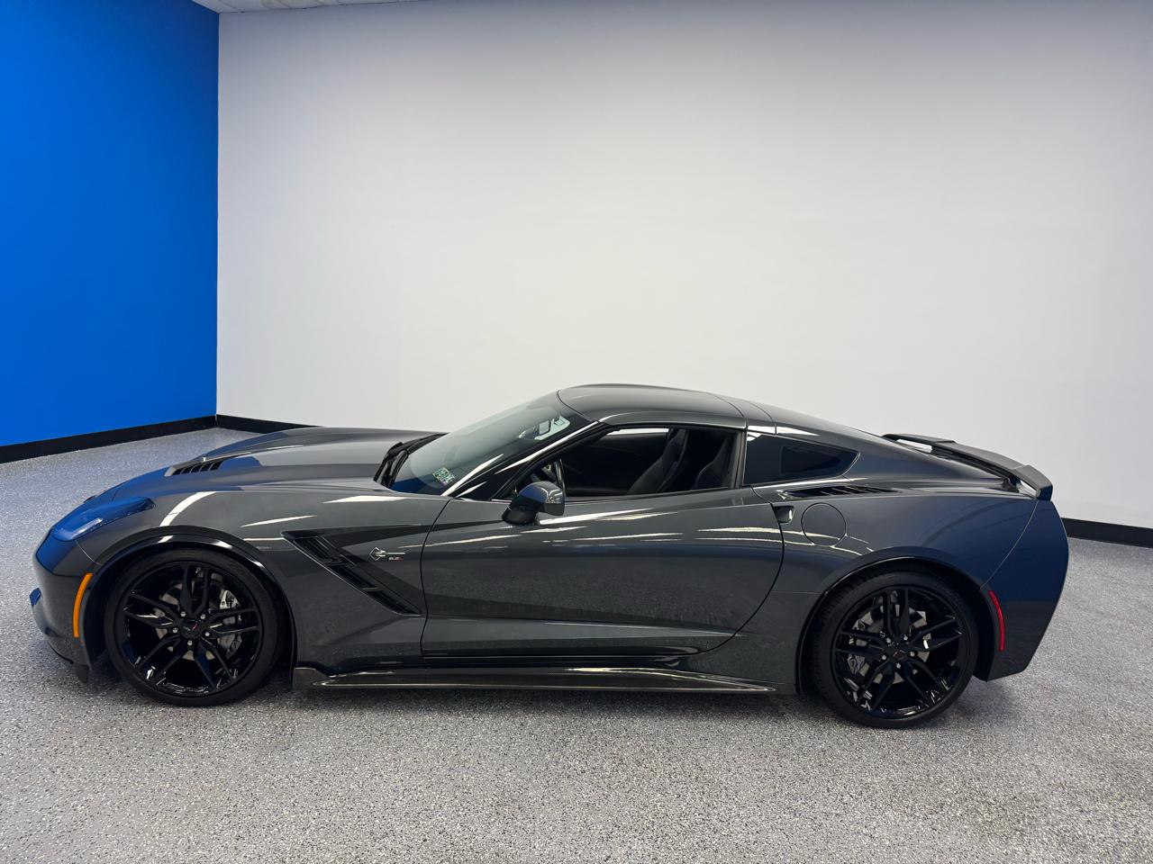 Chevrolet Corvette 2dr Stingray Cpe w/1LT 2018