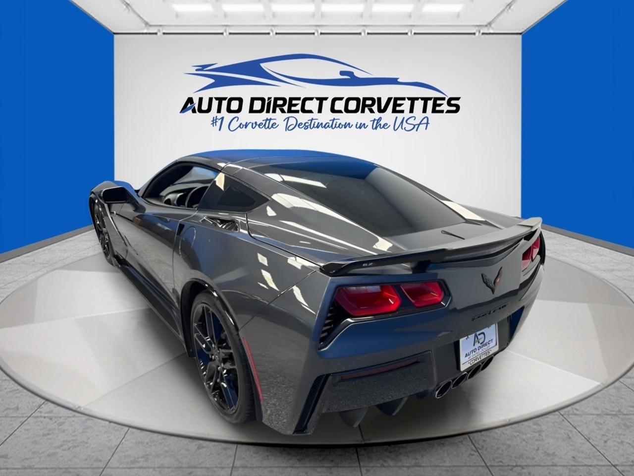 Chevrolet Corvette 2dr Stingray Cpe w/1LT 2018