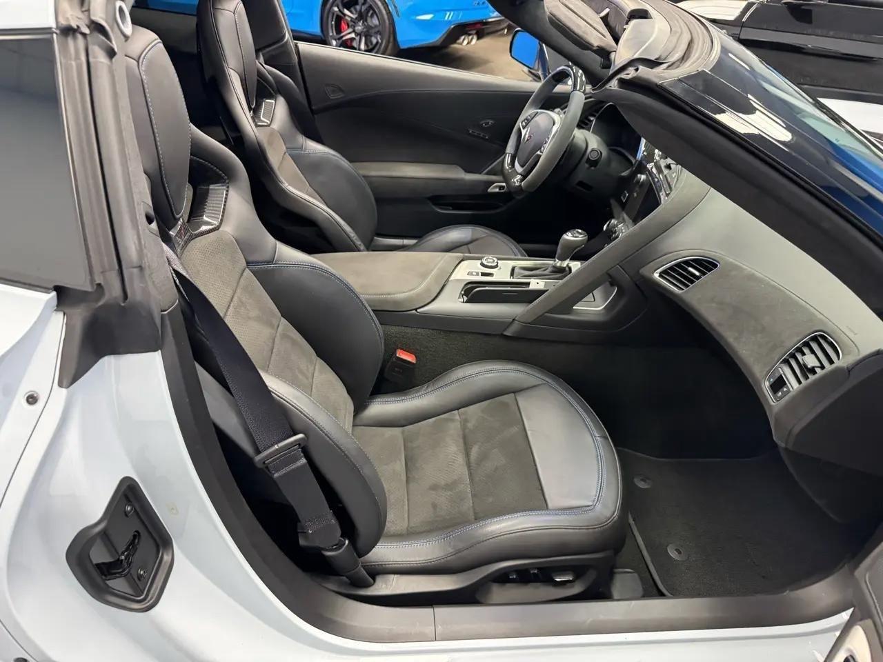Chevrolet Corvette 2dr Z06 Cpe w/3LZ 2018