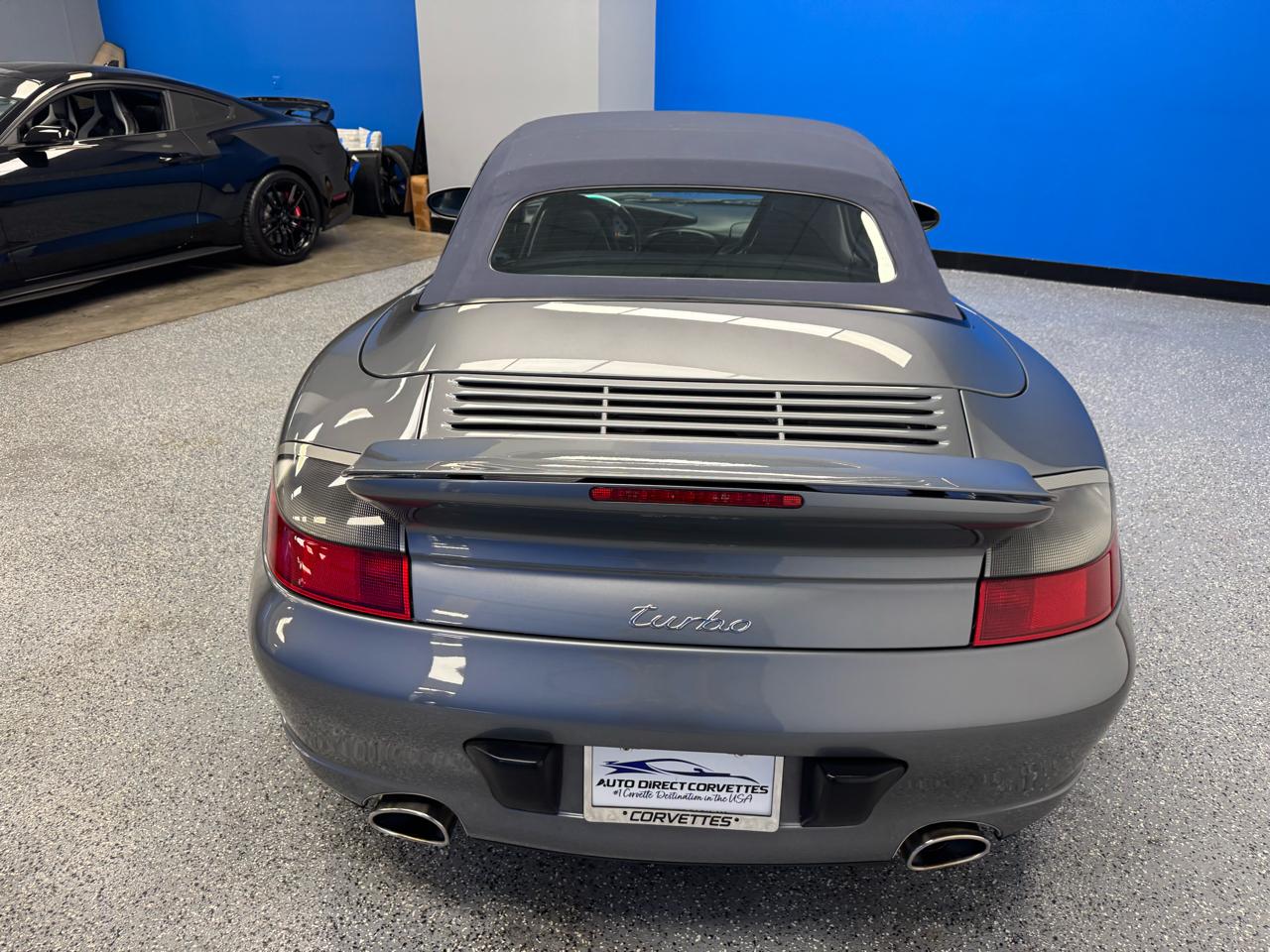 Porsche 911 2dr Cabriolet Turbo 6-Spd Manual 2004