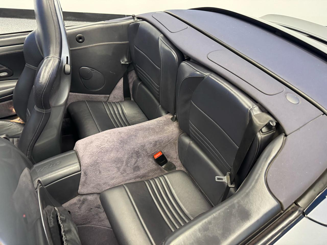 Porsche 911 2dr Cabriolet Turbo 6-Spd Manual 2004
