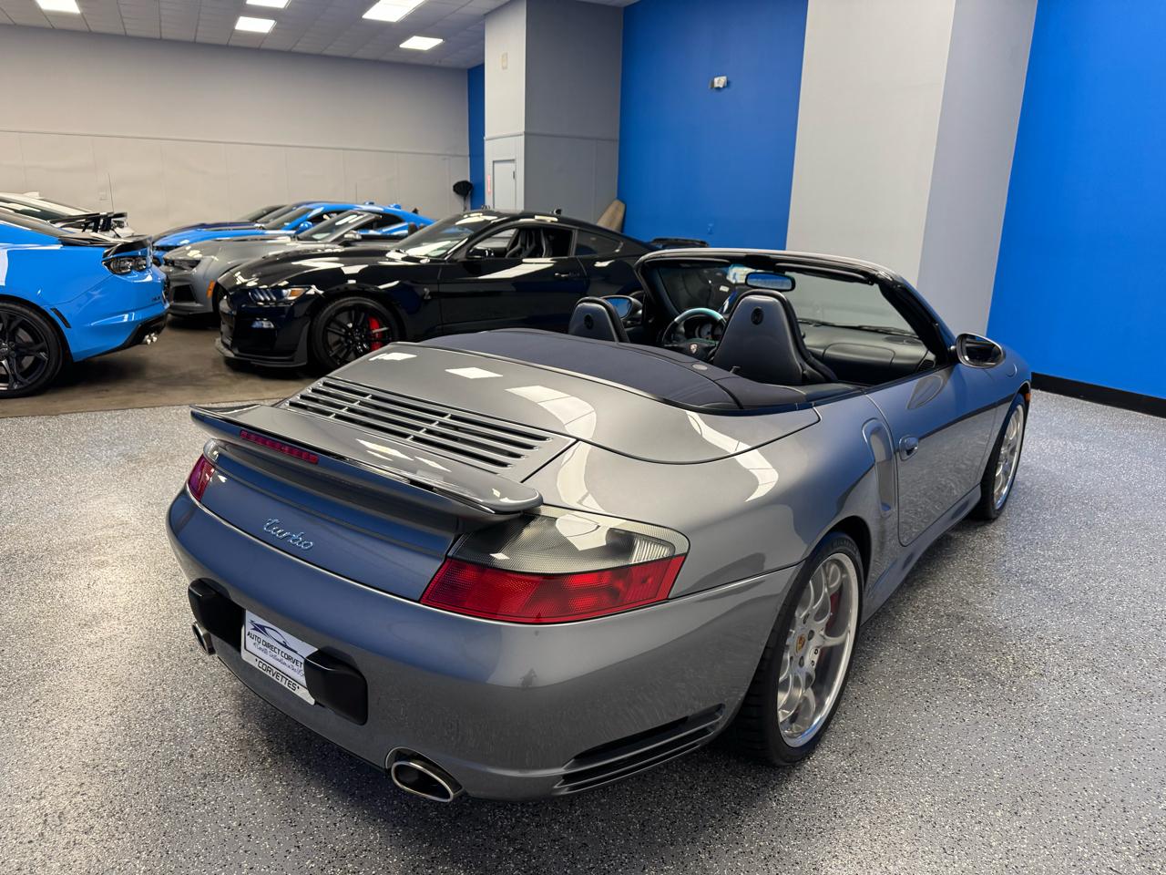 Porsche 911 2dr Cabriolet Turbo 6-Spd Manual 2004