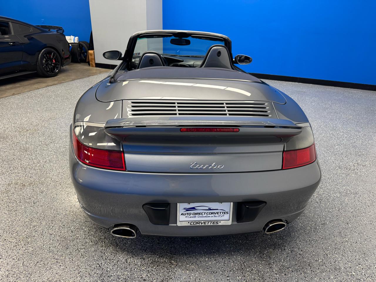 Porsche 911 2dr Cabriolet Turbo 6-Spd Manual 2004