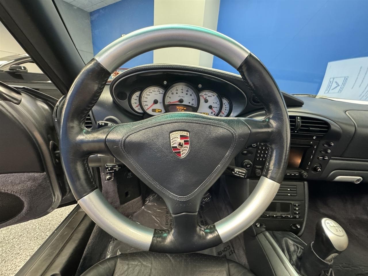 Porsche 911 2dr Cabriolet Turbo 6-Spd Manual 2004