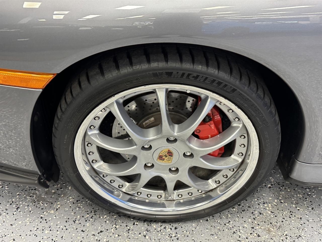 Porsche 911 2dr Cabriolet Turbo 6-Spd Manual 2004