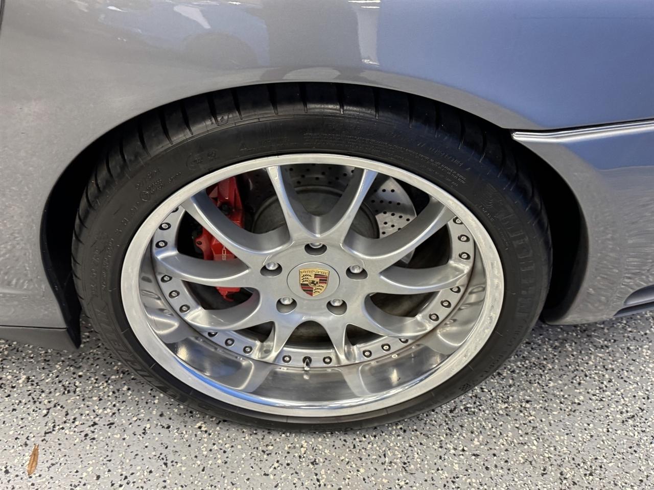 Porsche 911 2dr Cabriolet Turbo 6-Spd Manual 2004