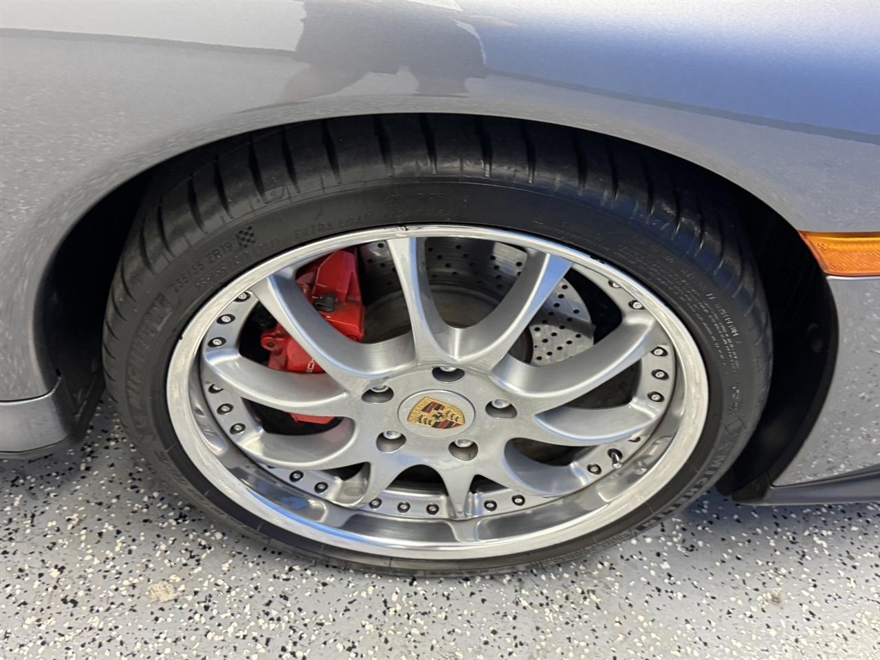 Porsche 911 2dr Cabriolet Turbo 6-Spd Manual 2004