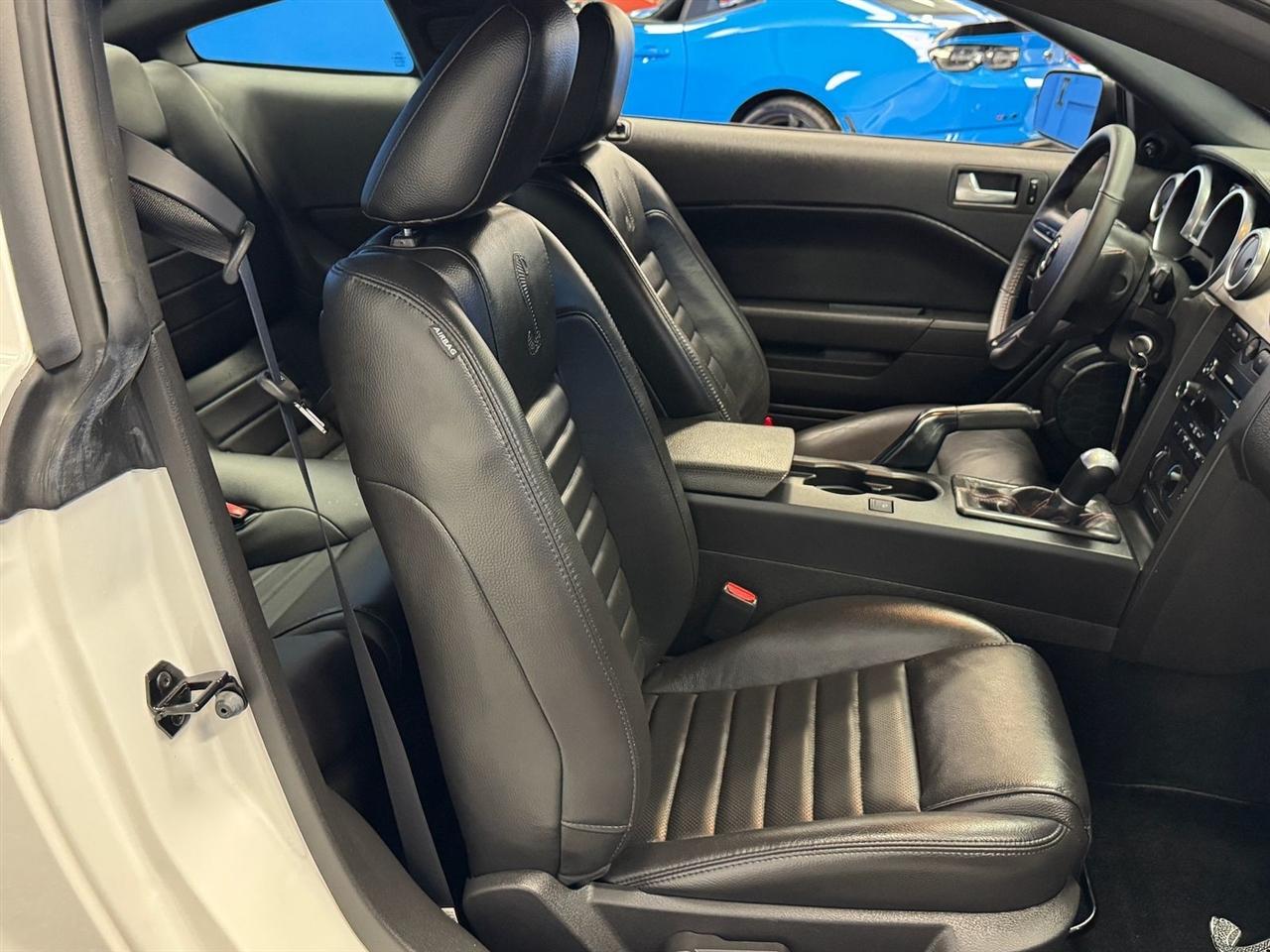 Ford Mustang 2dr Cpe Shelby GT500 2008