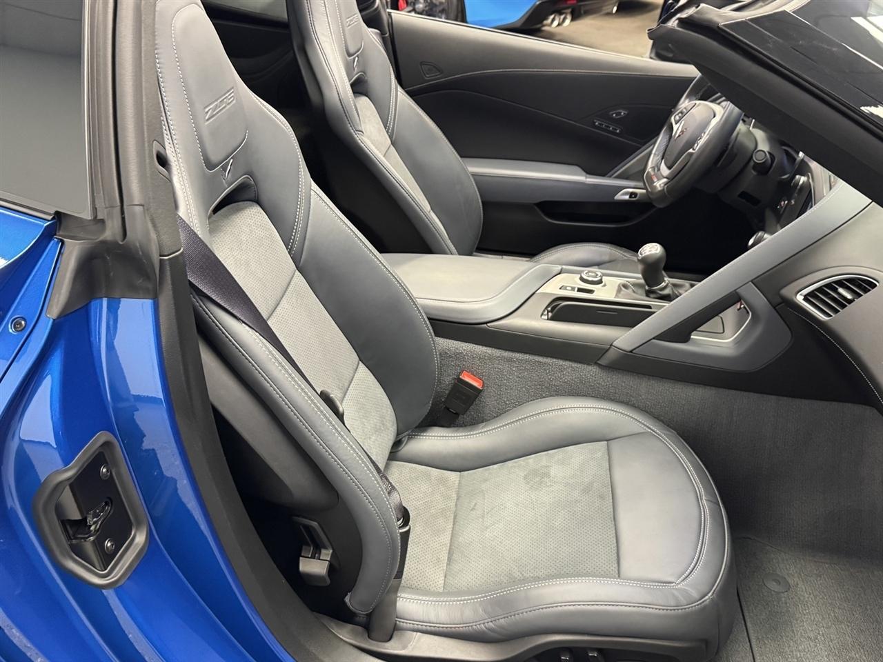 Chevrolet Corvette 2dr Z06 Cpe w/2LZ 2015