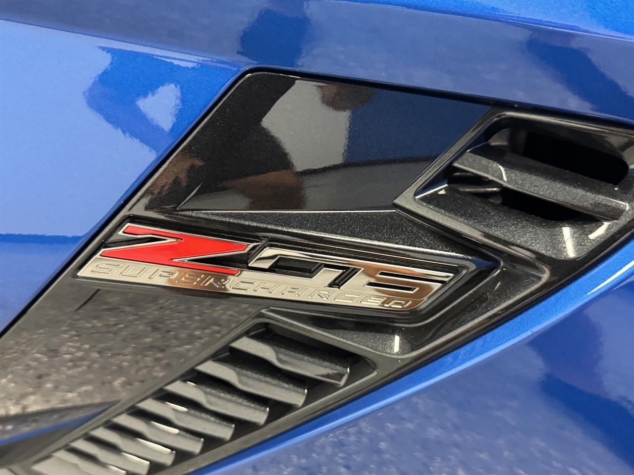 Chevrolet Corvette 2dr Z06 Cpe w/2LZ 2015