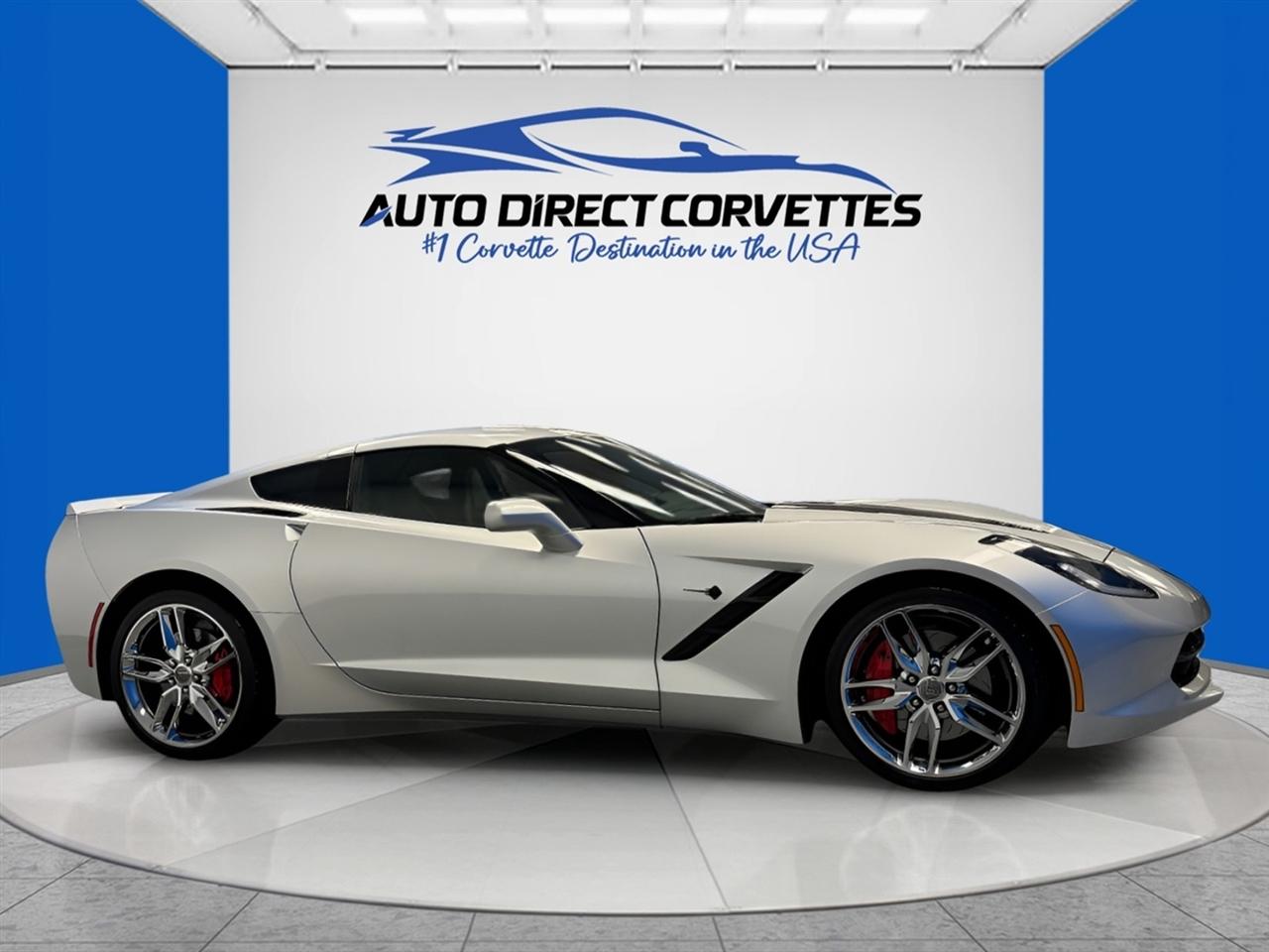 Chevrolet Corvette 2dr Stingray Z51 Cpe w/2LT 2016