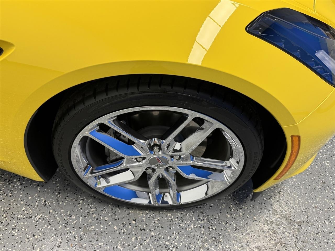 Chevrolet Corvette 2dr Stingray Cpe w/1LT 2016