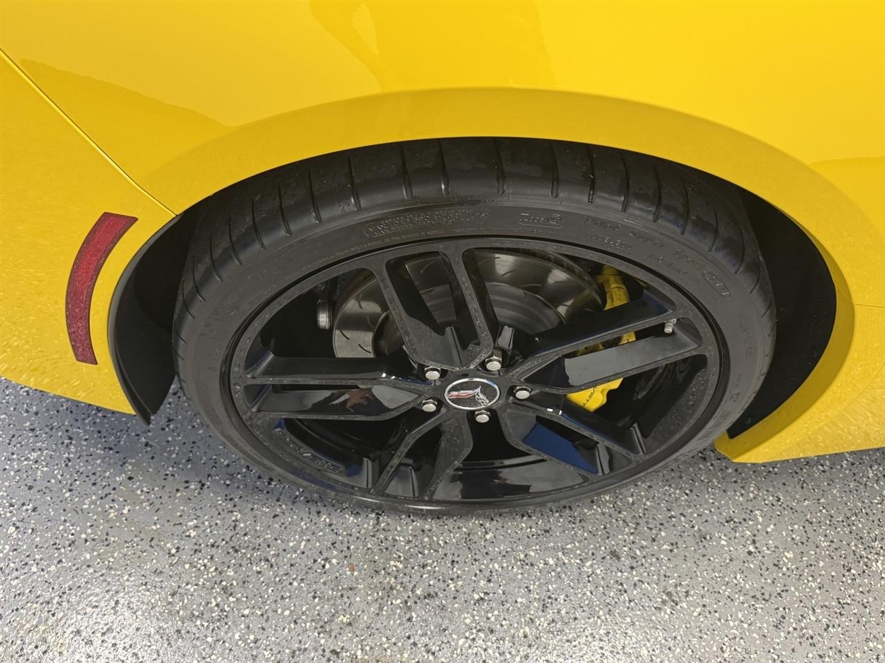 Chevrolet Corvette 2dr Stingray Z51 Conv w/2LT 2015